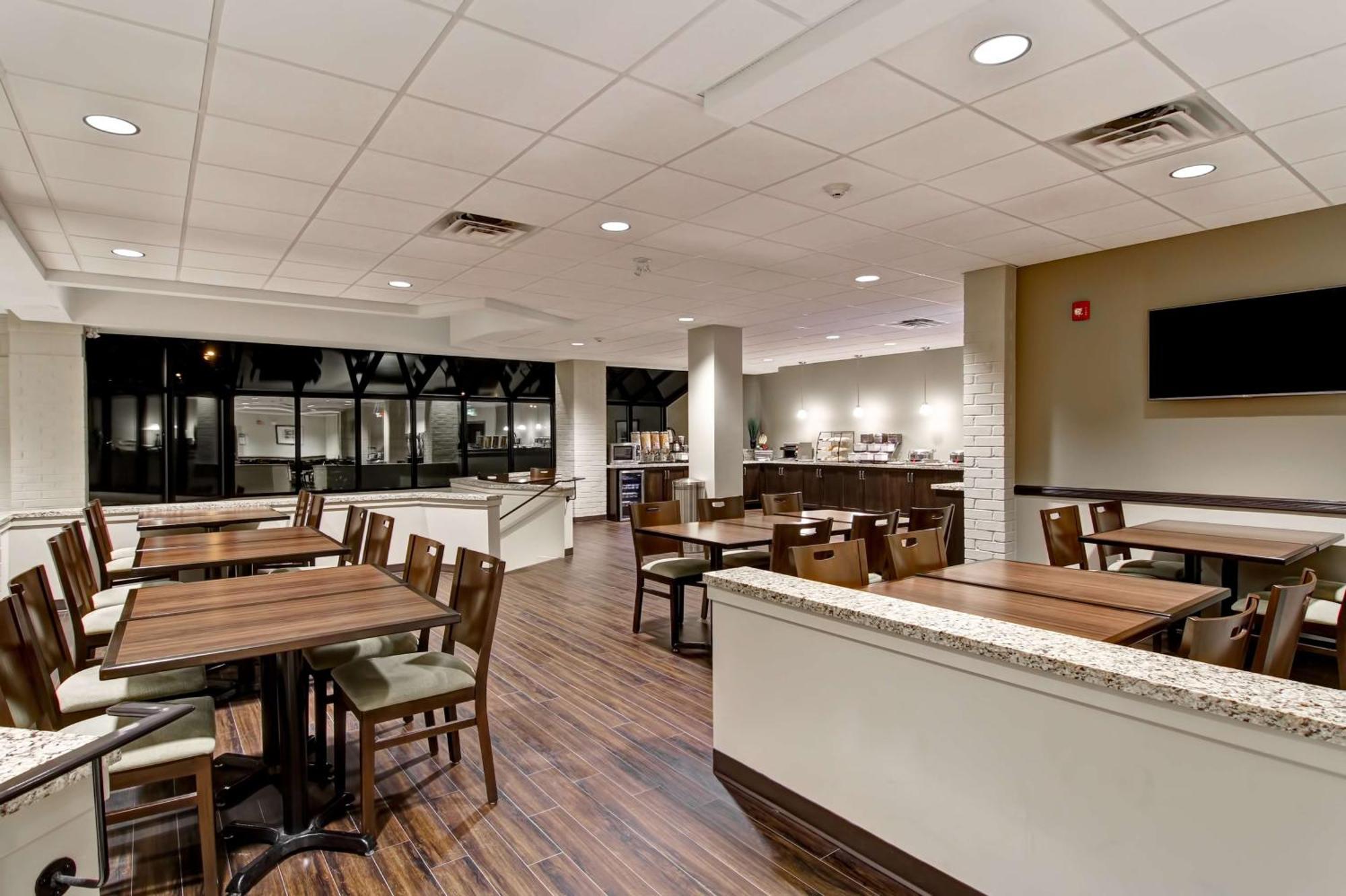 Best Western London Airport Inn&Suites Exterior foto