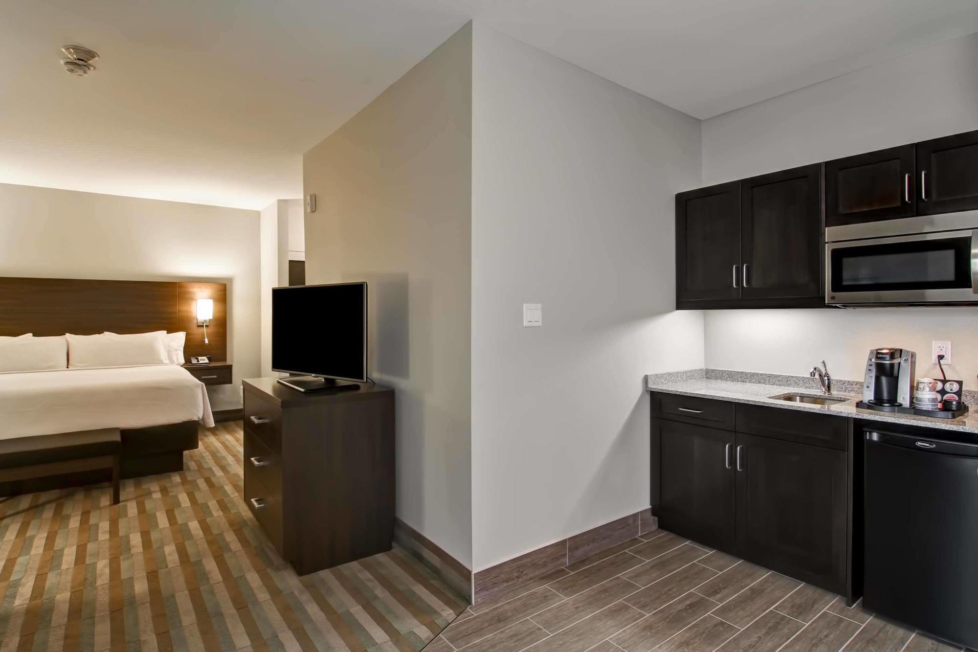 Best Western London Airport Inn&Suites Exterior foto